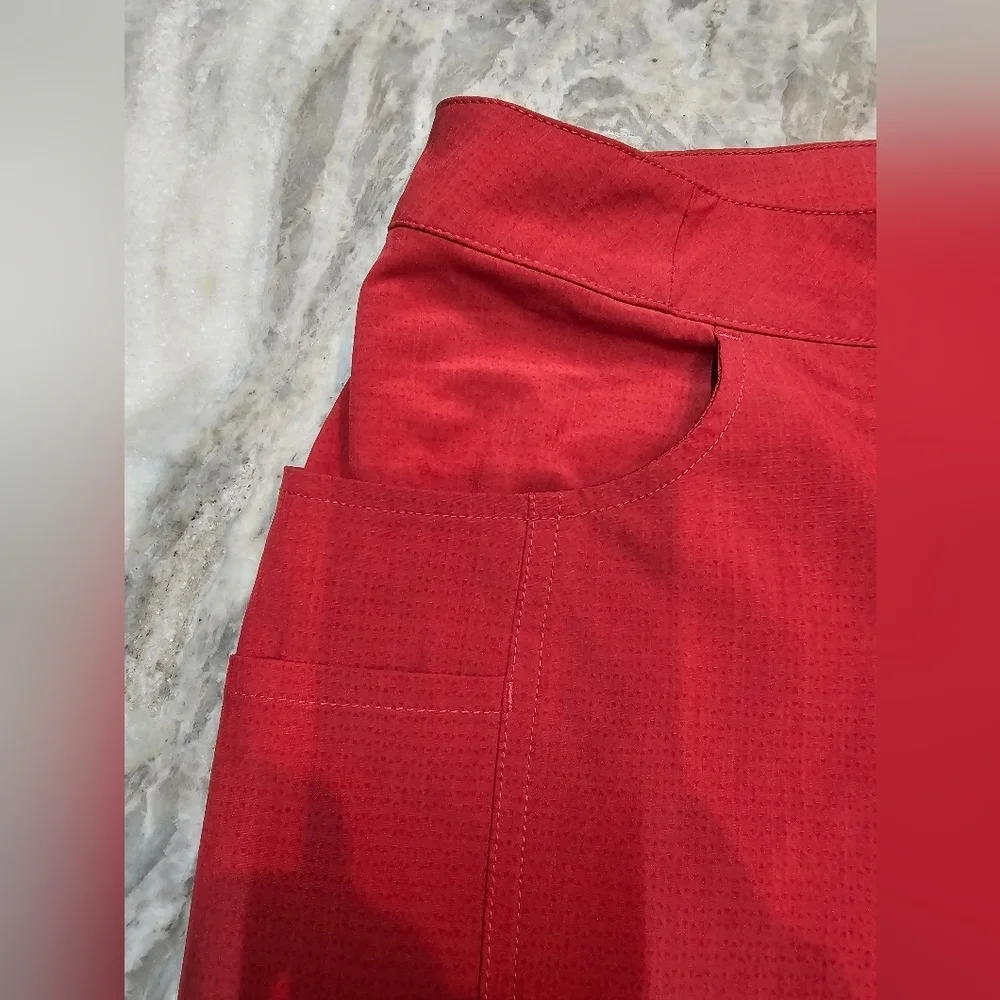 Zyia Active Red Performance Shorts Men’s Size Large Polyester Stretch